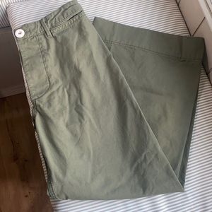 Wide leg green crop pants size 25